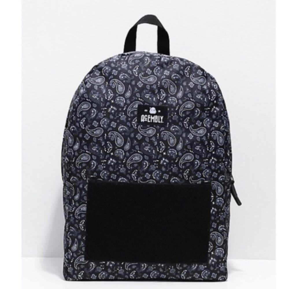 NWT Zumiez Acembly Build Your Own Black & White Paisley Print Backpack